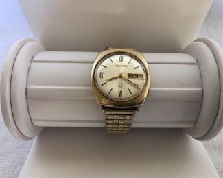 14K Gold Case Bulova Accutron Watch Scrap or Repair    https://ctbids.com/#!/description/share/179855