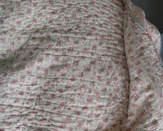 Two-sided king quilt with matching shams-like nothing I have seen before!