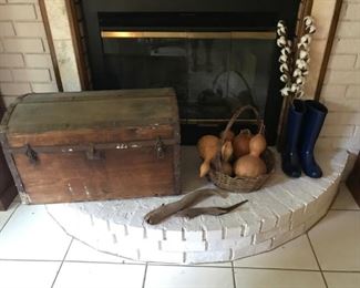 Complete Antique trunk, gourds, New UGG rubber boats (size 6)