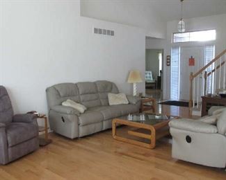 Rocker Recliner Lamps Floor Lamp Oak and Glass Coffee Table and End Table