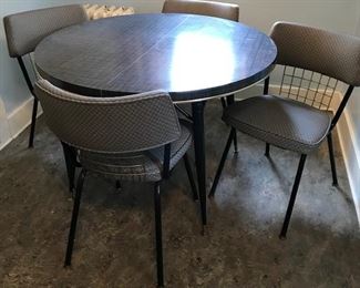 Mid Mod Kitchen Table w/Four Chairs and One Leaf