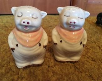 Salt and Pepper Shakers & More https://ctbids.com/#!/description/share/182978