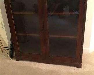 Glass door cabinet    https://ctbids.com/#!/description/share/182153