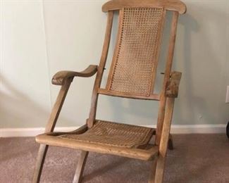 Folding Wicker Deck Chair https://ctbids.com/#!/description/share/182202