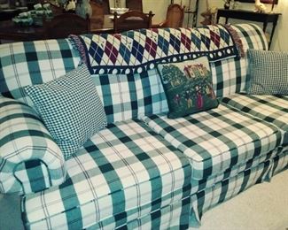 Kroehler great condition sofa and loveseat