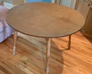 #34		Round Laminate Top as is dining Table   42x30	 $25.00 
