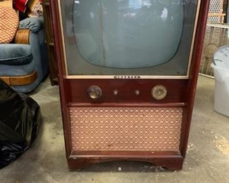 #53		I Love lucy TV - Spartan - 24x24x40	 $25.00 
