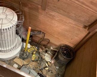 #68		Blanket Chest 47x28.5x31	 $75.00 
