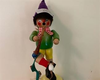 #71 Reuge Smoking Man with flute and mouse swiss box $60.00