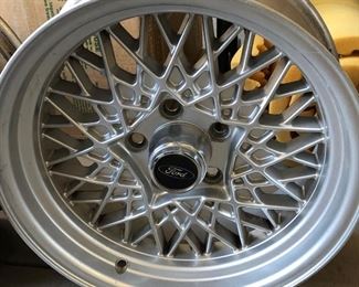 Ford Rim for Crown Victoria