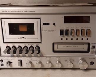 Cassette/8 Track Player