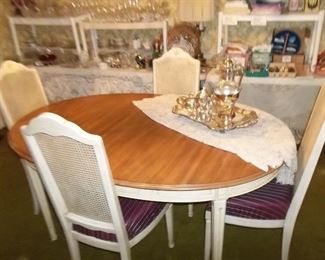 dining table, 6 chairs, pads,leaves, excellent condition!