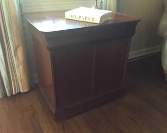 Grange End Table