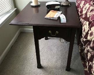Nice drop leaf table in one of the bedrooms