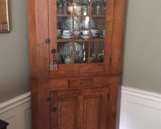 David T Smith Ohio. Custom made Historical Replica Tiger Maple Cupboard