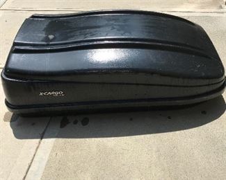 Cargo carrier