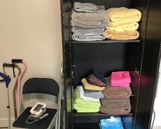 Linens, towels, & blankets