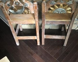 4 bar stools
