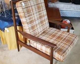 Mid Century cool chair