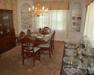 Broad picture - dining room