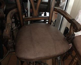 Antique barstool 6 in total 