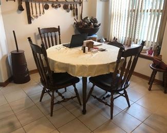 Old Tavern pine Ethan Allen dinette set