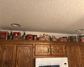 kitchen tins and chicken hens decorations 