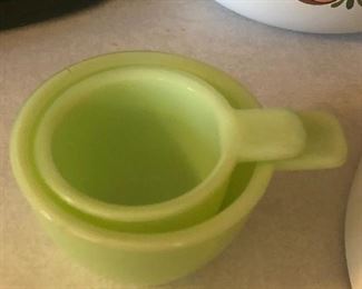 Jadeite measuring cups