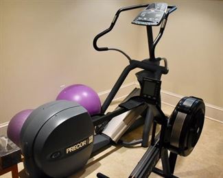 Precor EFX 546i elliptical cross trainer