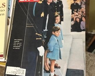 December 6, 1963 Life magazine with Jacqueline Kennedy Carolyn and John Junior 