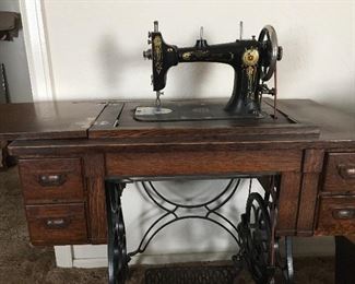 Vintage national rotary sewing machine Trendle style