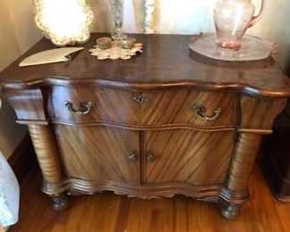 CH017: French Server Sideboard Small Local Pickup  https://www.ebay.com/itm/113796250752