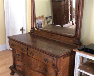 CH034: American Dresser and Mirror Local Pickup  https://www.ebay.com/itm/123813583306