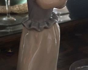 CH152: Llydro: Girl with Puppy   https://www.ebay.com/itm/113796319348 