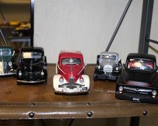 INDOOR, BACK OF HOUSE THROUGH HOLDING AREA, Ertl, Hobby Master, Jada Toys, Franklin Mint, Danbury Mint, John Deere, American Classics, Dragon Wings and more brands.  Model Cars, Planes, Trains