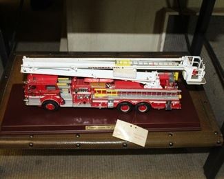 INDOOR, BACK OF HOUSE THROUGH HOLDING AREA, Pierce Snorkel Fire Engine, Franklin Mint $238