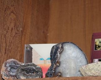 INDOOR, WING 2, LAST ROOM ON LEFT, Geodes