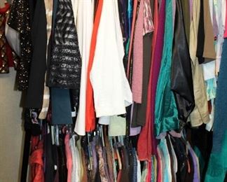 INDOOR, WING 2, LAST ROOM ON RIGHT,  Clothing Brands include: J. Jill, Ralph Lauren, Banana Republic, Gap, Limited, Talbots, Ellen Tracy