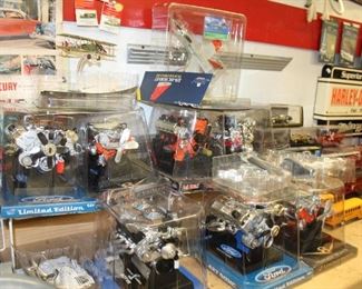 OUTDOOR SHOWROOM, STAND ALONE GARAGE, Various 1/6 scale engines