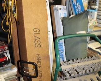 OUTDOOR, DOUBLE BLUE DOOR STORAGE ROOM, Fluorescent Light bulbs