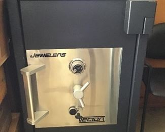 Jewelry Safe 