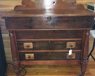 Vintage lift top dresser