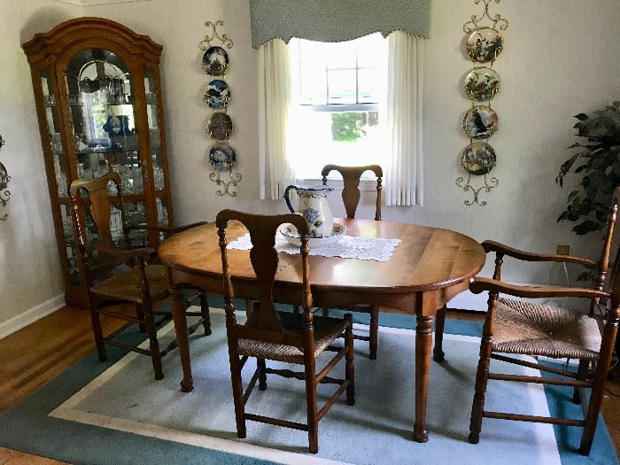 Cushman Table with one leaf and table pads / Set of 4 Wallace Nutting Chairs / Lighted Curio