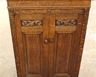 ANTIQUE Oak Music Cabinet
Auction Estimate $100-$300 – Located Dock
