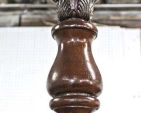 5 Piece Mahogany Shell Carved “Liberty Furniture” Bedroom Set with Ball and Claw Shell Carved High Boy and Queen Size Poster Bed
Auction Estimate $1000-$2000 – Located Inside
