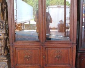  Mirrored Back Satinwood Adams Style Paint Decorated 2 Door China Cabinet

Auction Estimate $200-$400 – Located Dock 