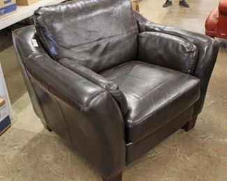 Leather Club Chair
Auction Estimate $200-$400 – Located Inside
