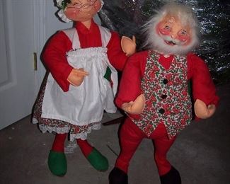 Annually Christmas Dolls