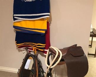 MANY HORSE ITEMS: SADDLE, BLANKETS, SHOW OUTFITS, HATS