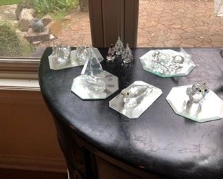 CRYSTAL FIGURINES 